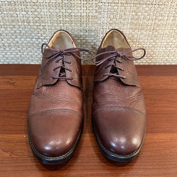 🌟HP🌟Brown Leather Lace Up Duke Cap Toe Shoes by Studio Belvedere 9 M - Picture 2 of 9